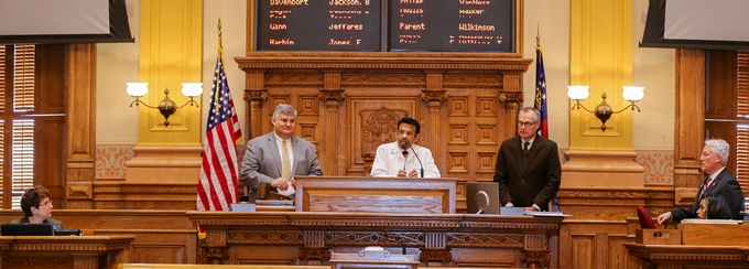 Colon cancer_SenateShaferDrCagle_wide680.jpg